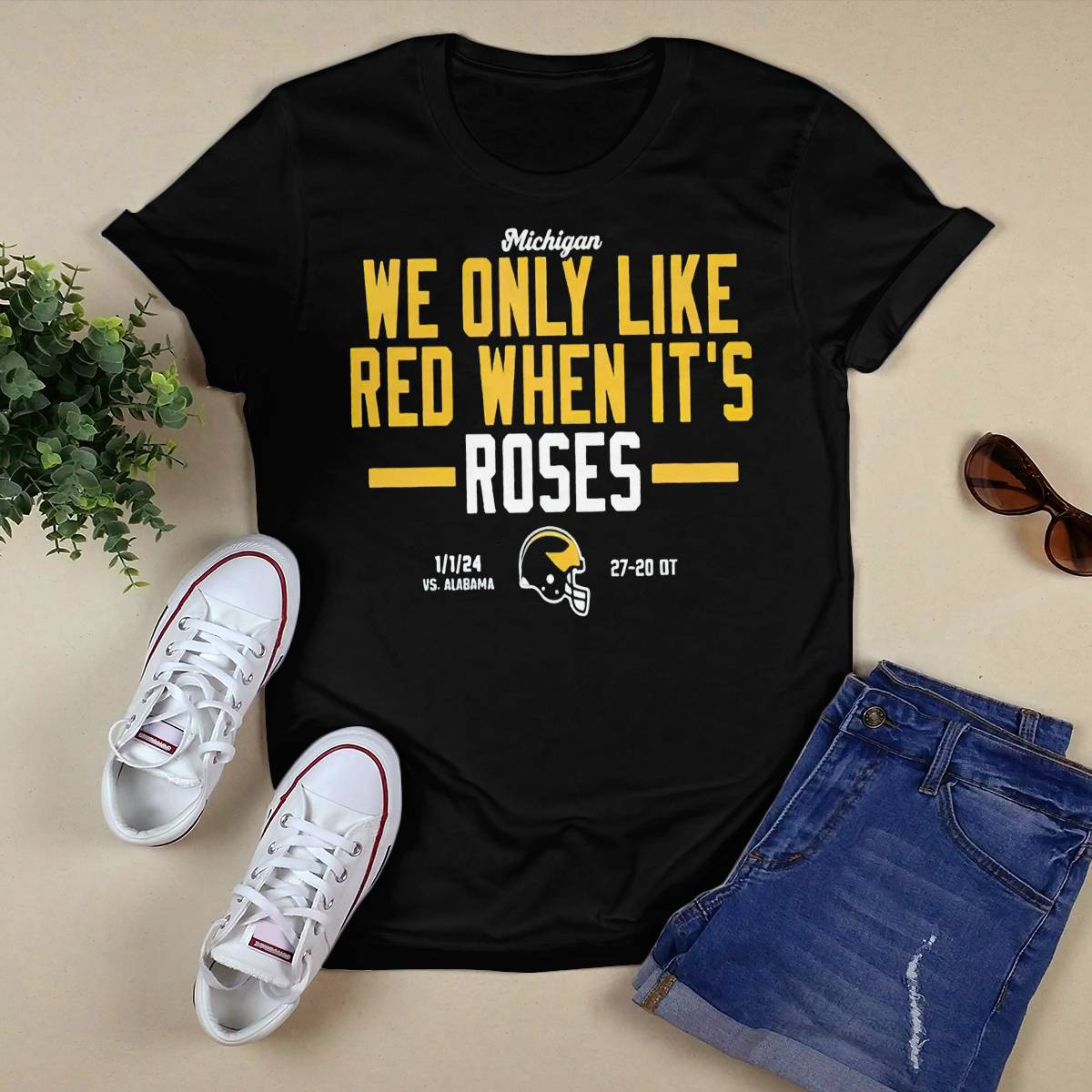 Michigan We Only Like Red When It’s Roses Shirt Michigan We Only Like Red When It’s Roses Shirt