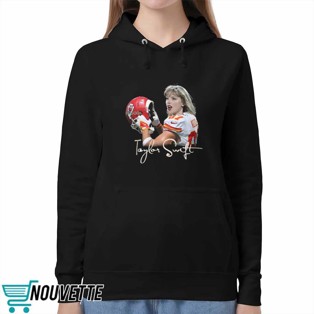 Taylor Wearing Travis Kelce Shirt Taylor Wearing Travis Kelce Shirt