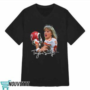 Taylor With Chiefs Jersey Shirt 3 Taylor with Chiefs Jersey Shirt