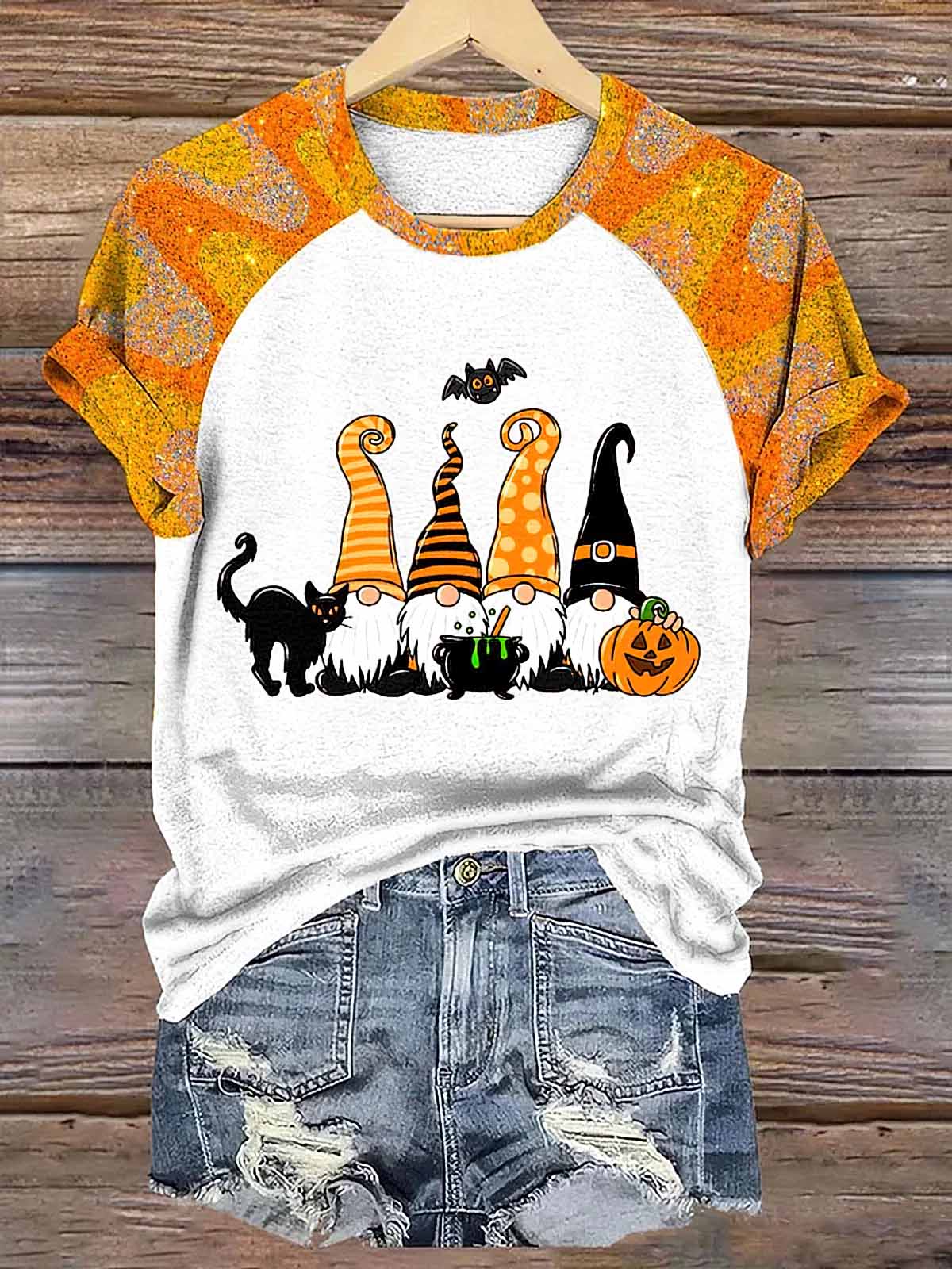 Women's Halloween Fall Gnome Print T Shirt Women's Halloween Fall Gnome Print T-Shirt