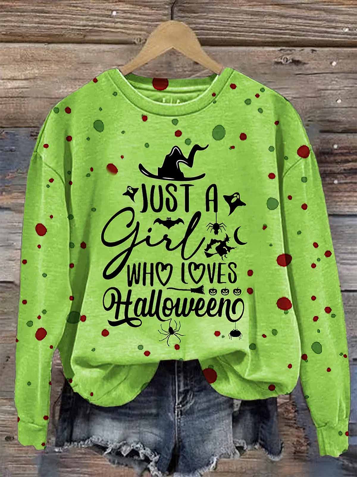 Women's Green Just A Girl Who Loves Halloween Casual Printed Sweatshirt Women's Green Just A Girl Who Loves Halloween Casual Printed Sweatshirt