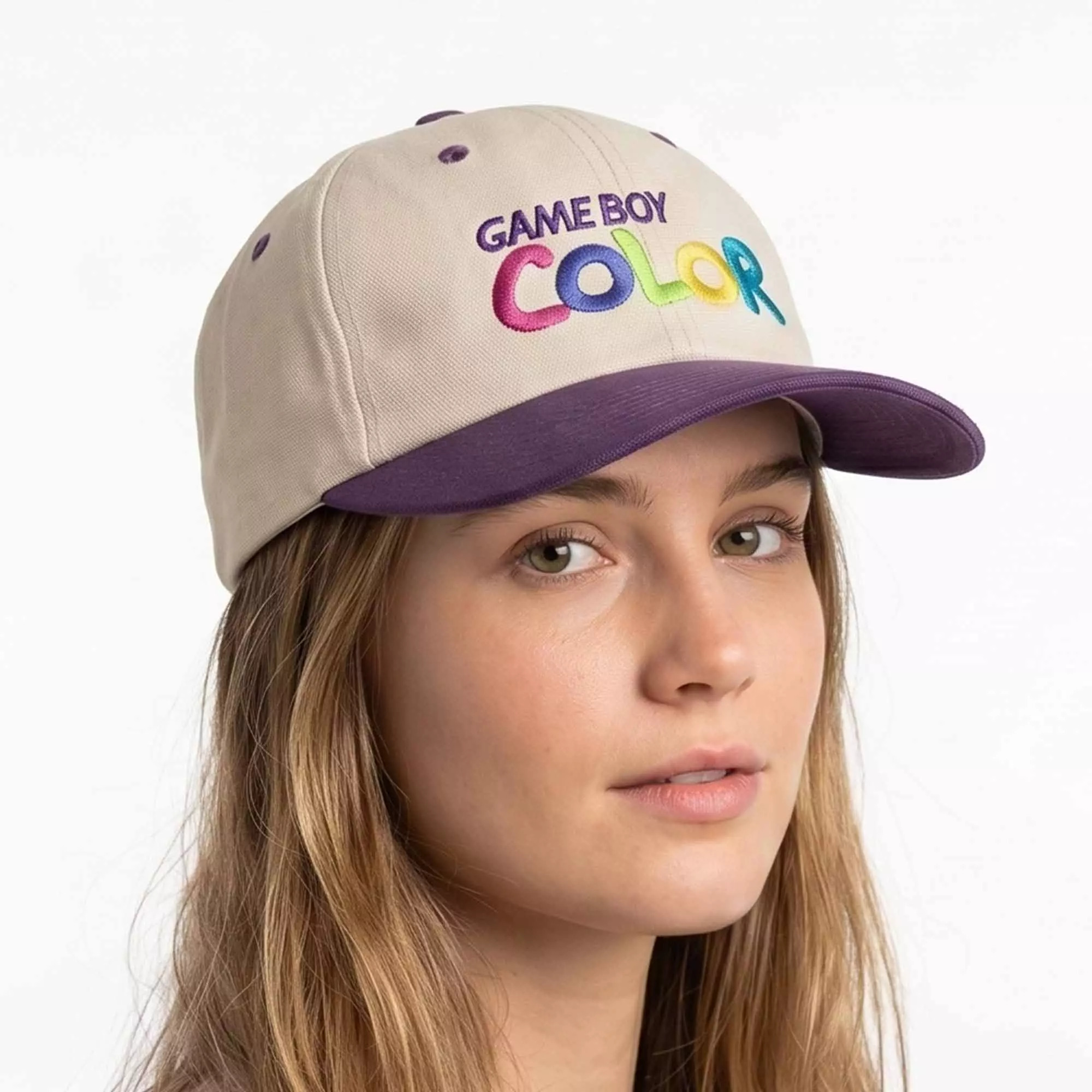 Game Boy Color 90′ Purple Hat Game Boy Color 90′ Purple Hat